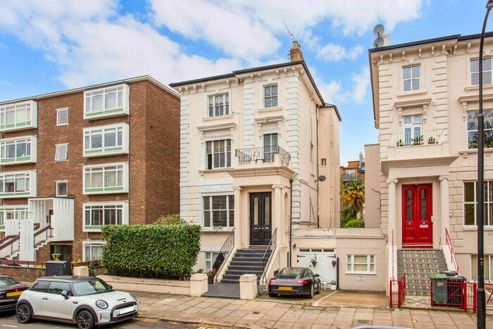 Apartment To Rent In Buckland Crescent, Belsize Park, NW3