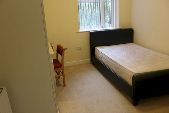 1 Bedroom Flat To Rent In Ilkeston Road, Nottingham, NG7