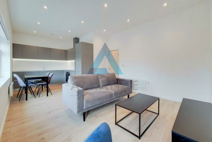 2 Bedroom Flat To Rent In Capital House, - High Road, Leytonstone, London, E11