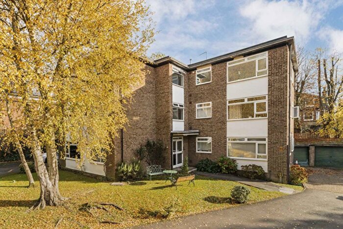 1 Bedroom Flat To Rent In Leopold Avenue, London, SW19