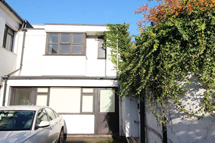 Studio To Rent In Longstone Road, Eastbourne, BN21