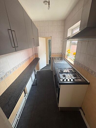 3 Bedroom Terraced House To Rent In Dorset Street, Leicester, LE4