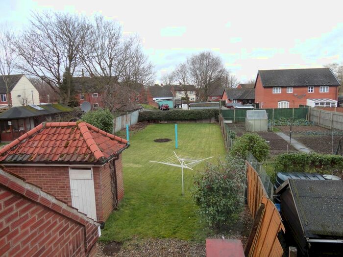 3 Bedroom End Of Terrace House To Rent In Park View, Weeting, IP27