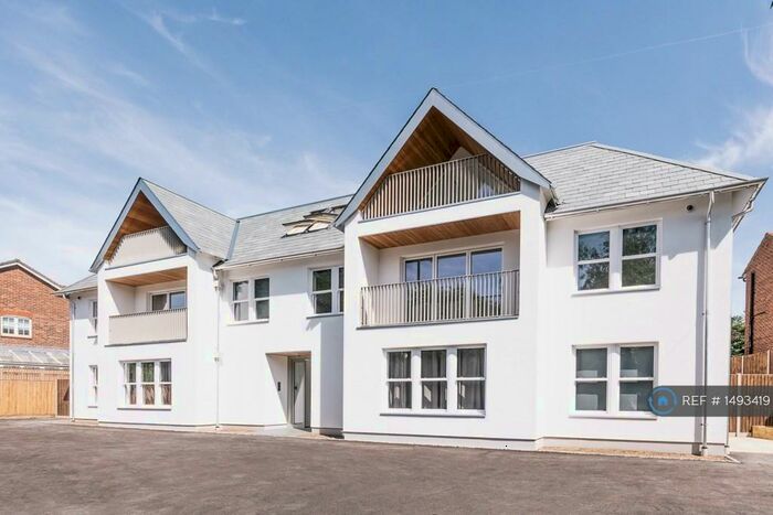 1 Bedroom Flat To Rent In Farnborough Common, Orpington, BR6