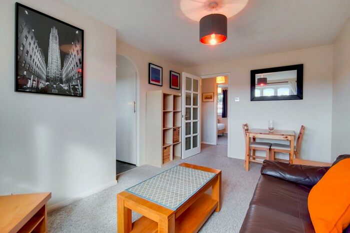 1 Bedroom Apartment To Rent In Armoury Road London, SE8