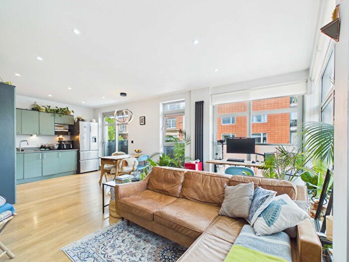 1 Bedroom Flat To Rent In Tanner Street, Tower Bridge, SE1