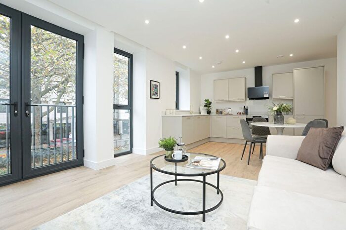 2 Bedroom Flat To Rent In St. Georges Centre, Canterbury, CT1