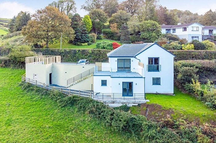 3 Bedroom Property To Rent In Talblick, School Hill, St Neot, Liskeard, PL14