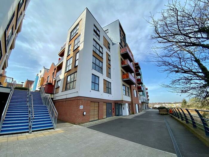 1 Bedroom Apartment To Rent In Arnos Vale, Paintworks, BS4