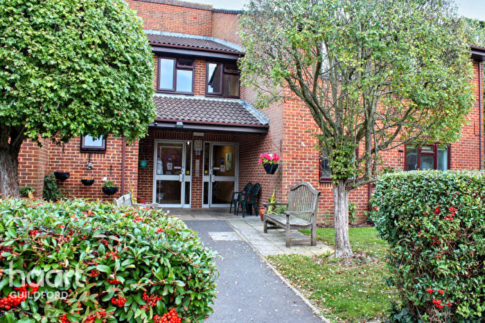 1 Bedroom Retirement Property For Sale In Tarragon Drive, Guildford, GU2