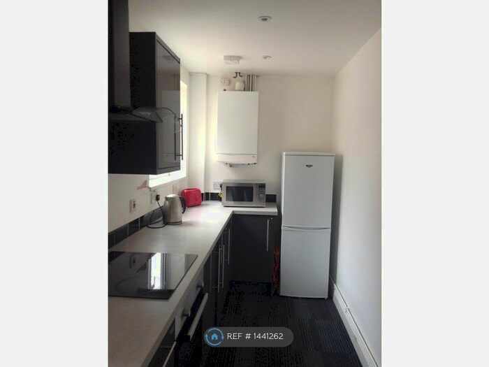 4 Bedroom Terraced House To Rent In Imperial Road, Beeston, Nottingham, NG9