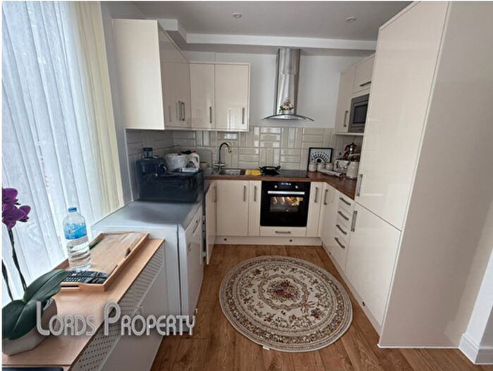 1 Bedroom Flat To Rent In Waverley Road, London, EN2
