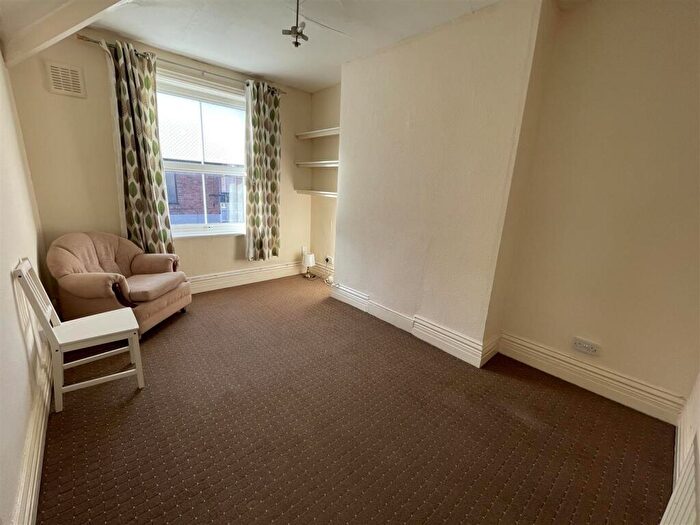 1 Bedroom Flat To Rent In Clarendon Park Road, Leicester, LE2