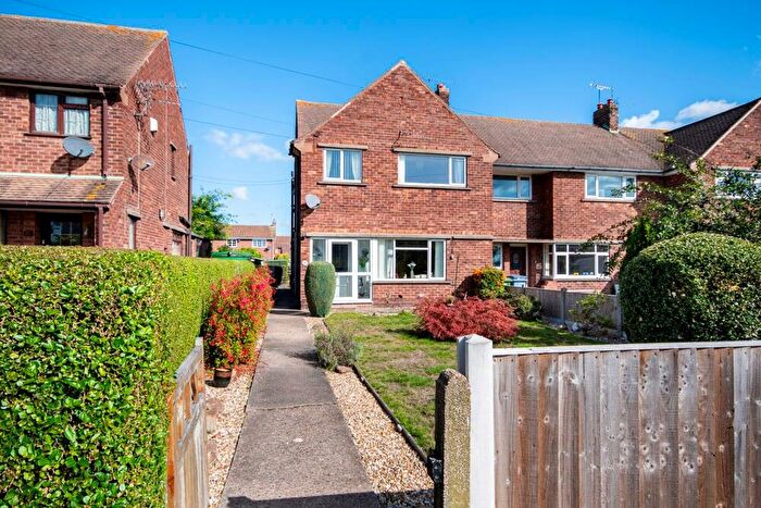 3 Bedroom Terraced House For Sale In Glover Close, South Leverton, Retford, DN22