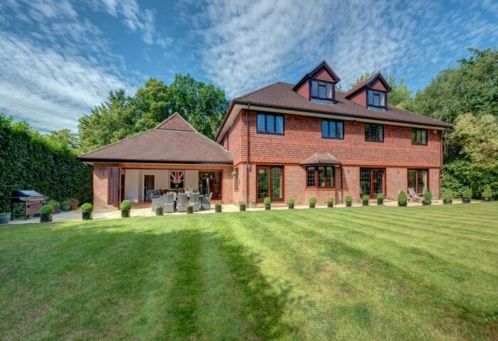 6 Bedroom Detached House For Sale In Stratton Chase Drive, Chalfont St. Giles, HP8