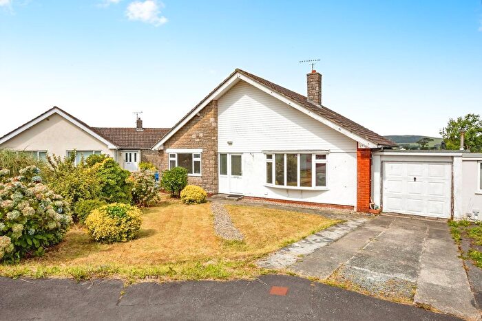 4 Bedroom Detached Bungalow For Sale In Y Groesffordd, Bryncrug, Tywyn, LL36