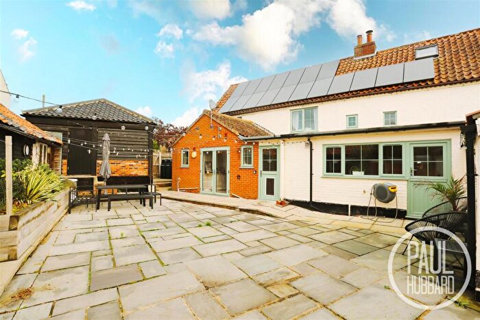 4 Bedroom Detached House For Sale In The Street, Aldeby, NR34