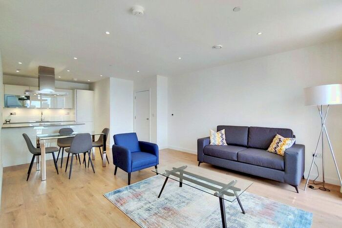 1 Bedroom Flat To Rent In Forrester Way, London, E15