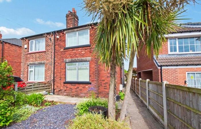 3 Bedroom Semi-Detached House For Sale In Leysholme Drive, Leeds, West Yorkshire, LS12