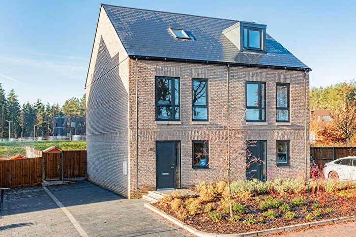 3 Bedroom Property For Sale In Fitzpatrick Lane, Wollens Brook, Hoddesdon, EN11