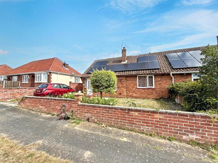 3 Bedroom Semi-Detached Bungalow For Sale In Hellesdon, NR6