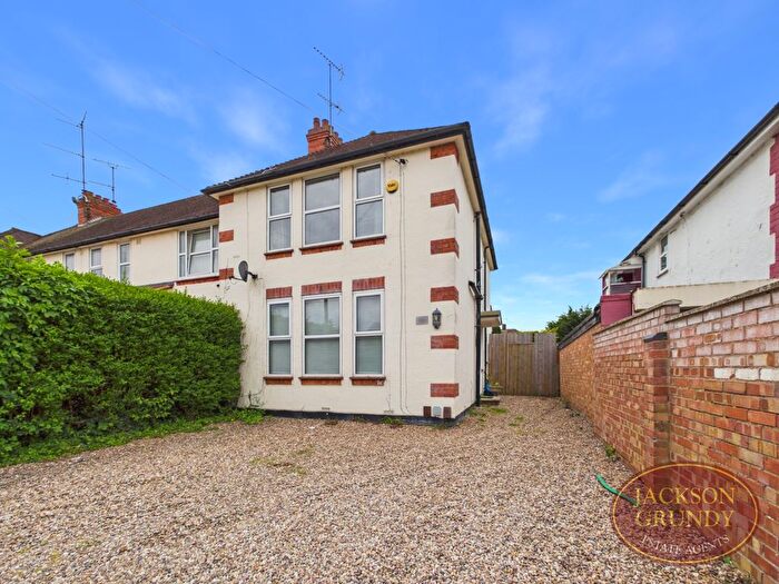3 Bedroom End Of Terrace House For Sale In Main Road, Duston, NN5