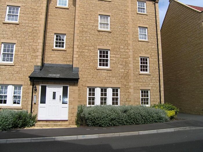 2 Bedroom Flat To Rent In Fuller Close, Chippenham, SN15