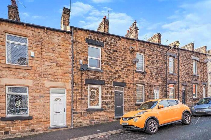 3 Bedroom Leisure Facility Commercial To Rent In Sherwood Street, Barnsley, South Yorkshire, S71