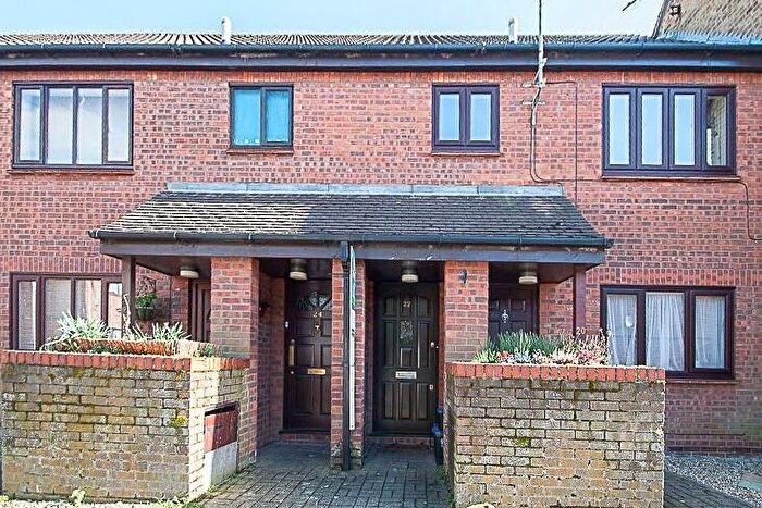 1 Bedroom Maisonette To Rent In Wellington Place, Brentwood, Essex, CM14