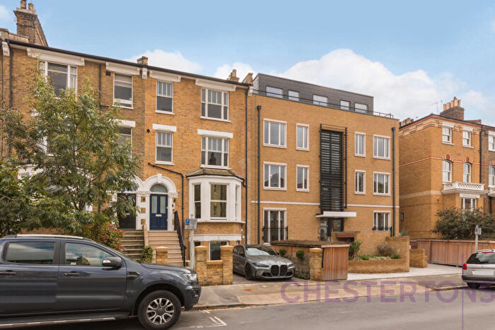 2 Bedroom Flat To Rent In Bennett Park, Blackheath, SE3