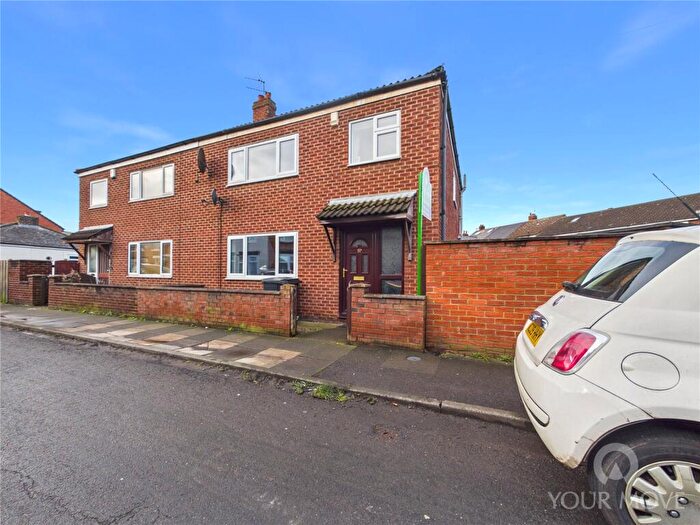 3 Bedroom Semi Detached House For Sale In Bowman Street, Darlington, DL3