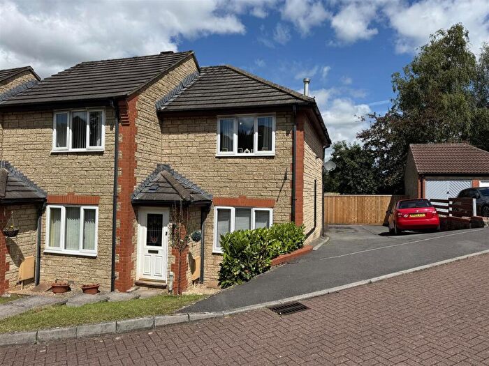 2 Bedroom End Of Terrace House For Sale In Fern Close, Midsomer Norton, Radstock, BA3