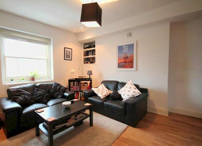 2 Bedroom Flat To Rent In St Johns Grove, Archway, N19