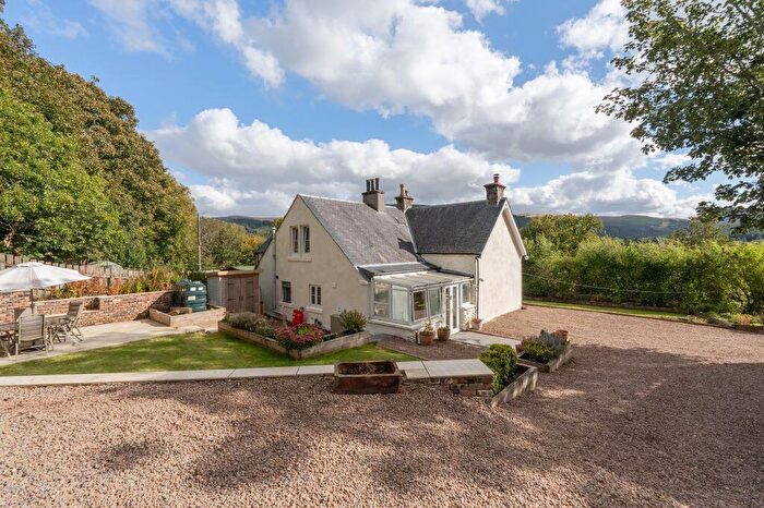3 Bedroom Cottage For Sale In Oliverbank West, Tweedsmuir, Biggar, ML12