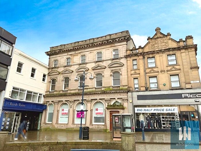 1 Bedroom Apartment To Rent In Market Place, Huddersfield Town Centre, Huddersfield, HD1
