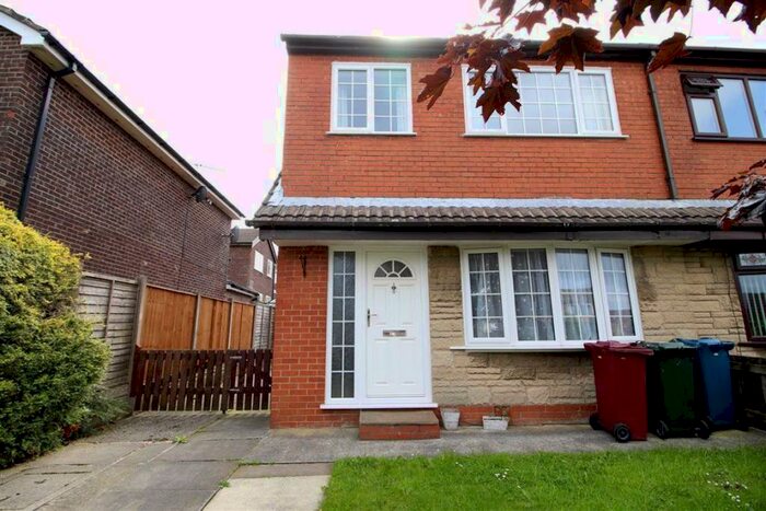 3 Bedroom Semi-Detached House To Rent In Holly Grove, Longridge, PR3