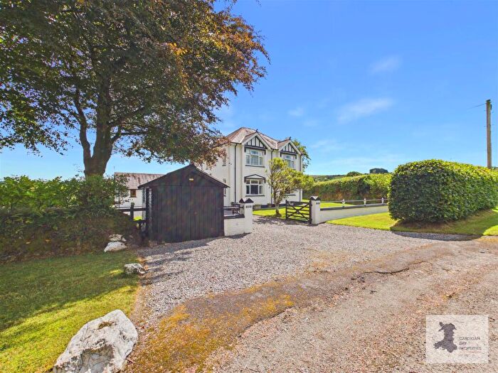 3 Bedroom Detached House For Sale In Rhos, Llandysul, SA44