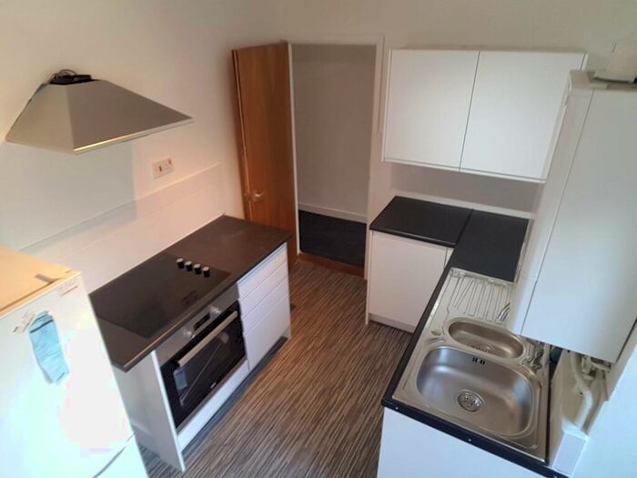 1 Bedroom Flat To Rent In Carlton Terrace, Mount Pleasant, Swansea, SA1