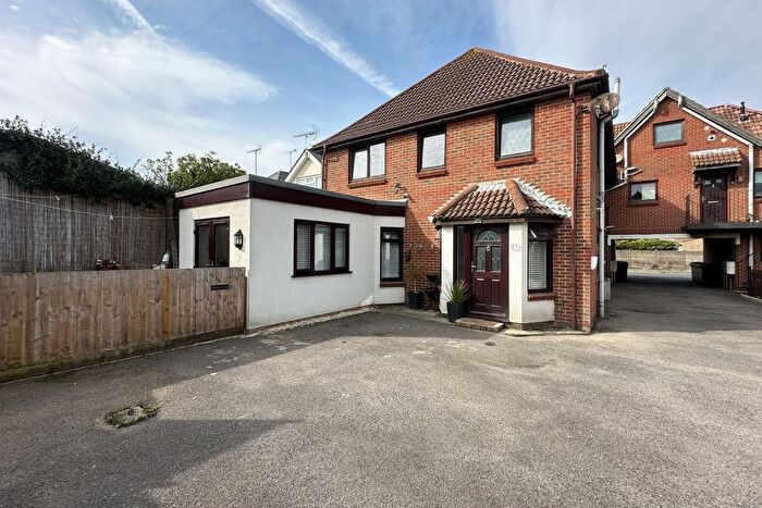 2 Bedroom End Of Terrace House For Sale In Mill Hill, Deal, CT14