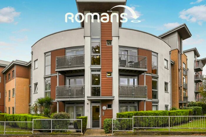 2 Bedroom Apartment To Rent In Kelvin Gate, Bracknell, RG12