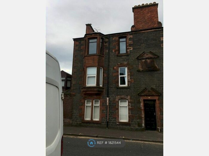2 Bedroom Flat To Rent In West Main Street, Darvel, KA17