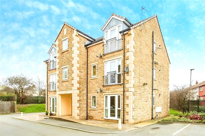 2 Bedroom Flat To Rent In Oaken Royd Croft, Elsecar, Barnsley, South Yorkshire, S74