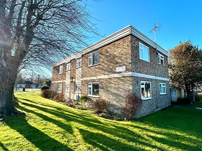 1 Bedroom Maisonette To Rent In Bredhurst Road, Gillingham, ME8