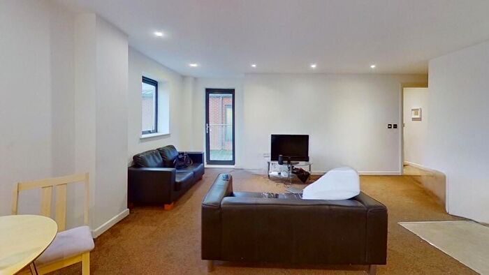 2 Bedroom Semi-Detached House To Rent In Shakespeare Street, Nottingham, NG1