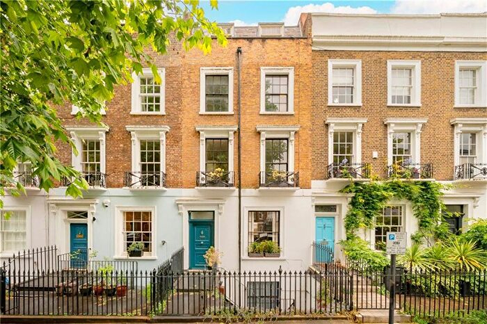 2 Bedroom Maisonette To Rent In Arlington Road, Camden, NW1