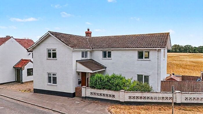 4 Bedroom Detached House For Sale In Station Road, Swaffham Bulbeck, CB25