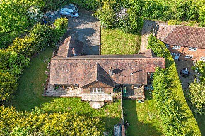 2 Bedroom House For Sale In Dummer, Basingstoke, Hampshire, RG25