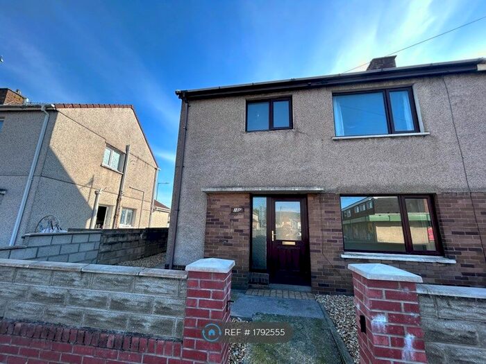 3 Bedroom Semi-Detached House To Rent In Fairway, Port Talbot, SA12
