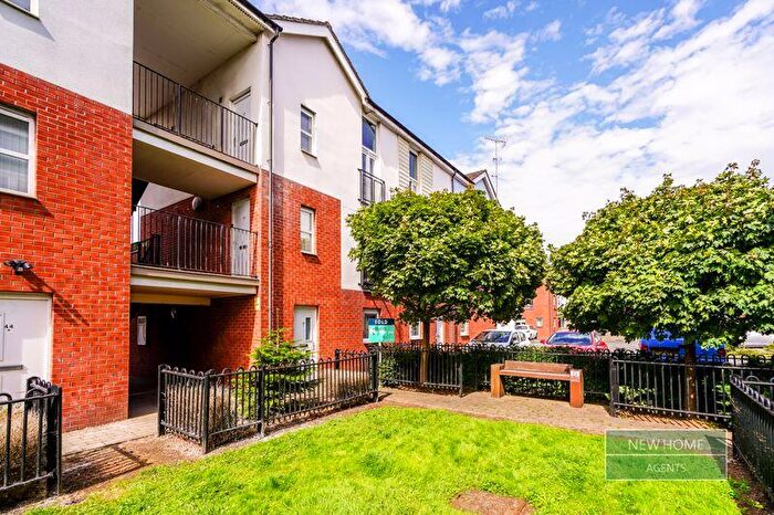 2 Bedroom Maisonette For Sale In Ariel Reach, Newport, NP20