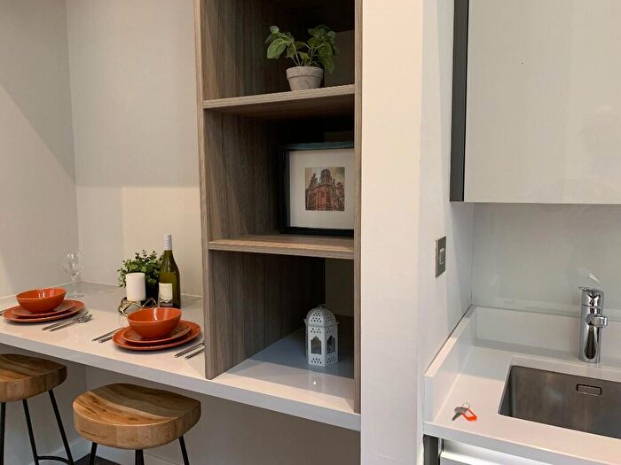 1 Bedroom Apartment To Rent In Granby Row, Manchester, Greater Manchester, M1